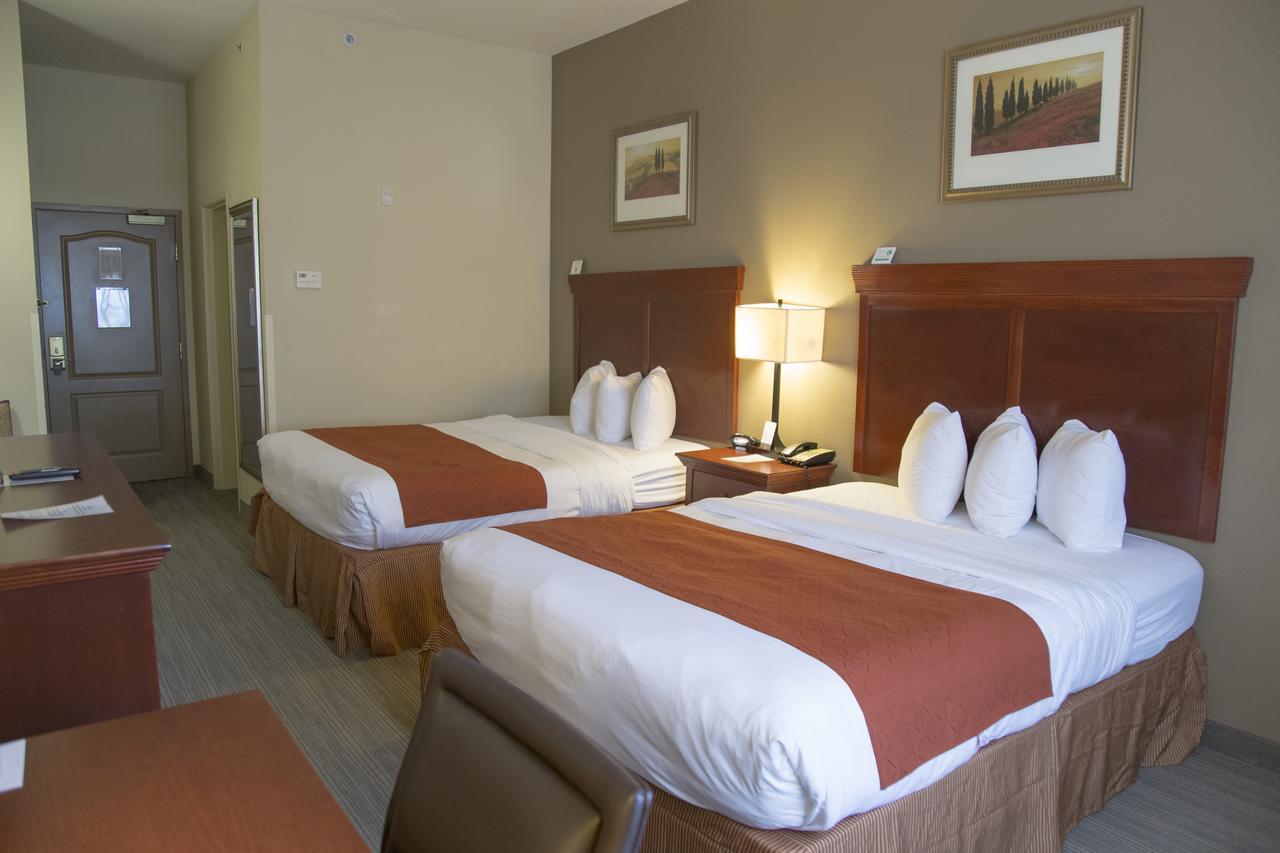 Seffner Inn And Suites Экстерьер фото